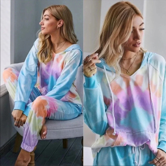 Colorful Tie Dye Lounge Set | 2-Piece Hoodie & Jogger Sweatsuit | Sz L - Picture 1 of 3